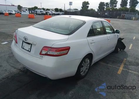 2011 Toyota Camry Le z USA, uszkodzony, nr VIN 4T1BF3EKXBU682749